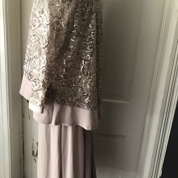 NWT R & M Richard  2 pc Mother of the bride outfits, size:: 14, 52 “ long. - Picture 6 of 16